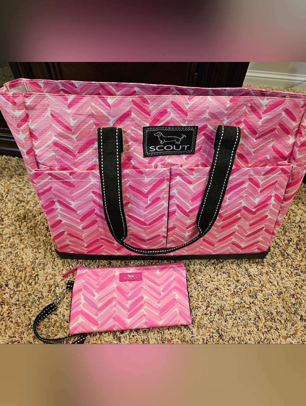 Scout Bag With Wristlet